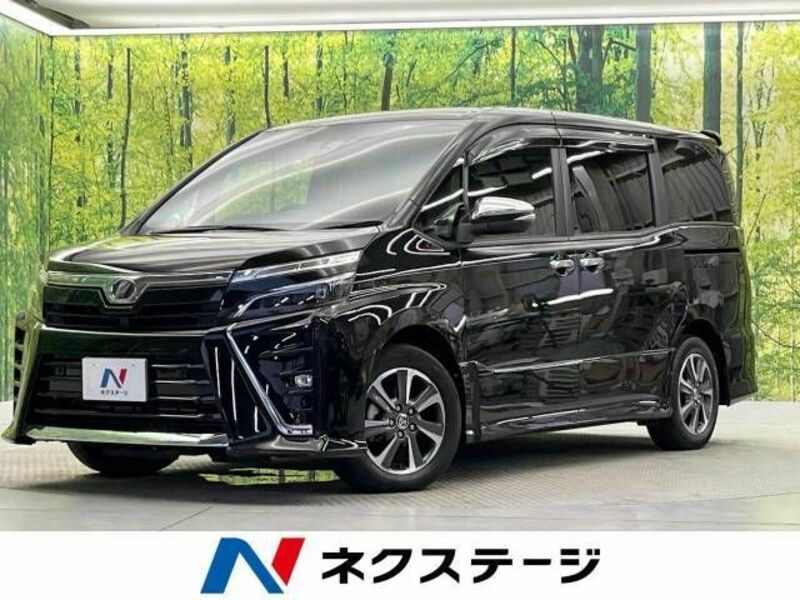 TOYOTA　VOXY