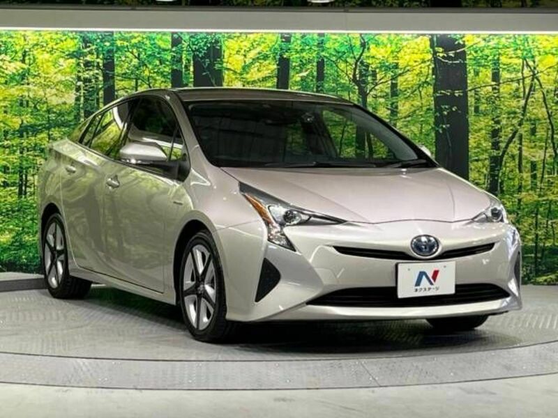 PRIUS-16