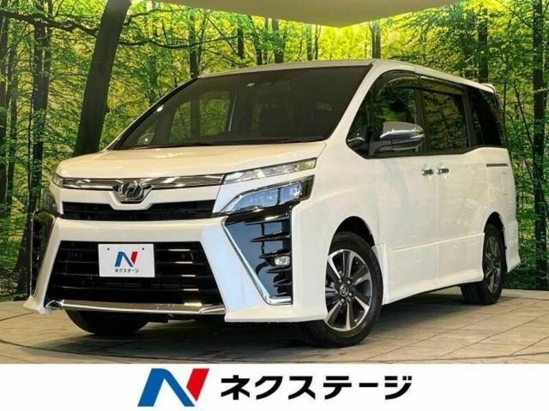 TOYOTA　VOXY