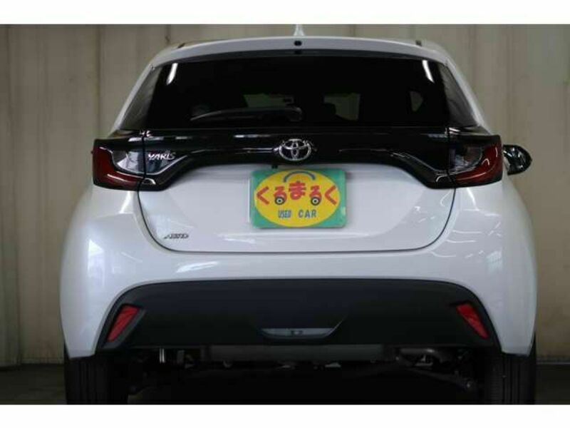 YARIS-17