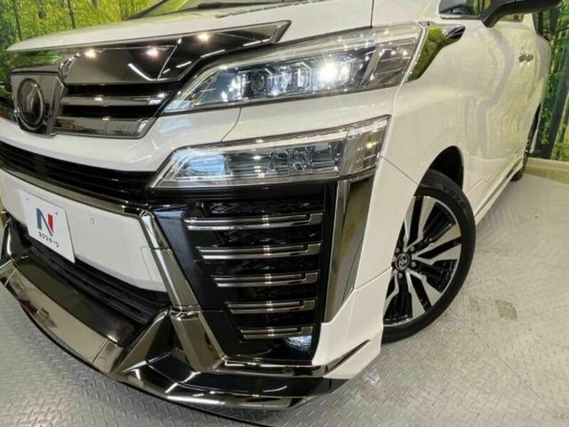 VELLFIRE-13