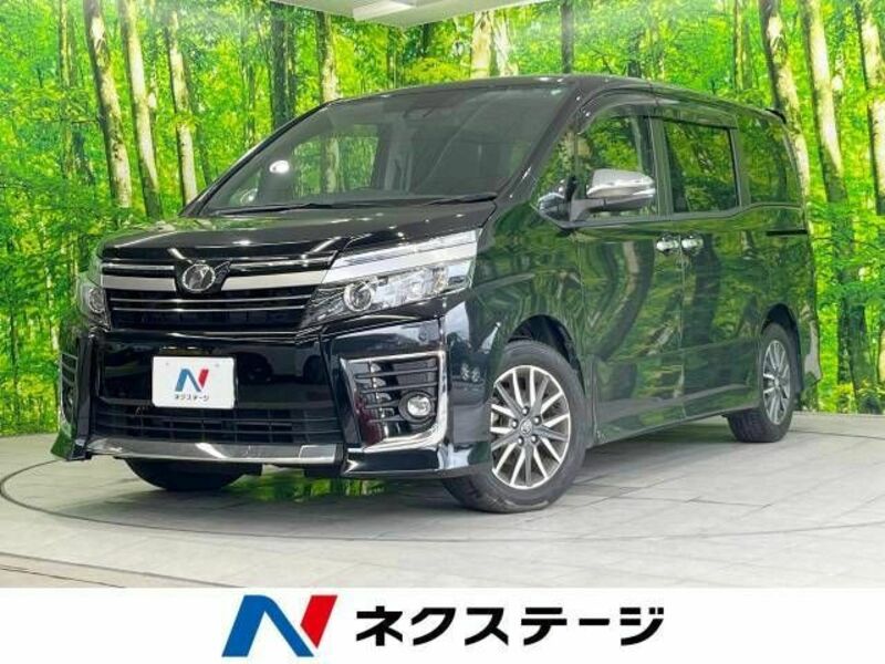 TOYOTA　VOXY