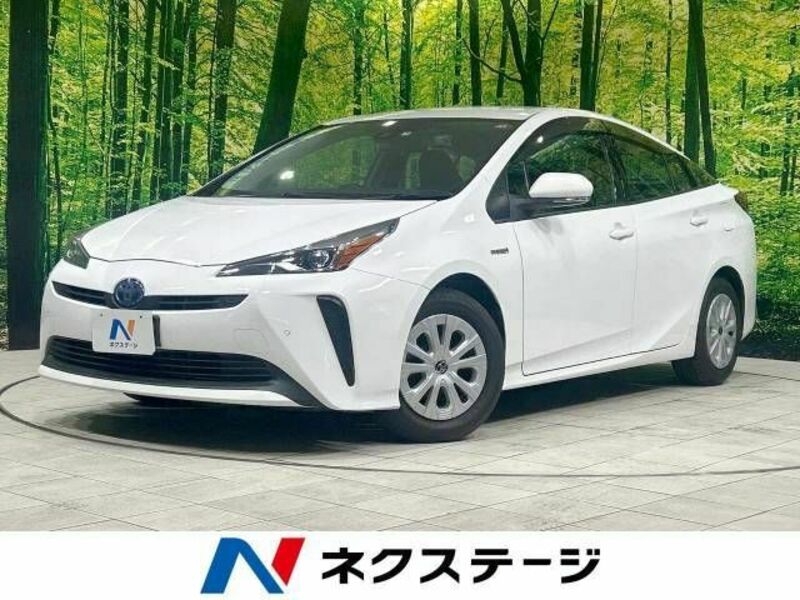 TOYOTA　PRIUS