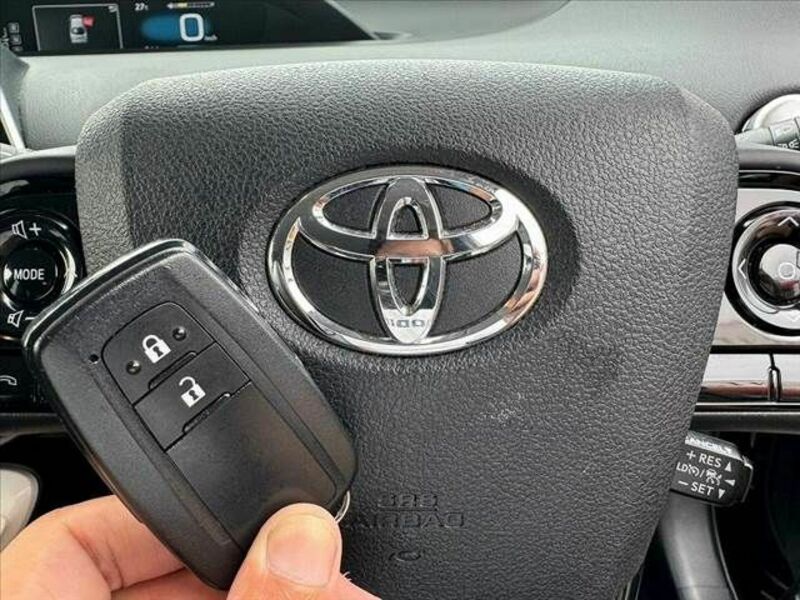 PRIUS-3