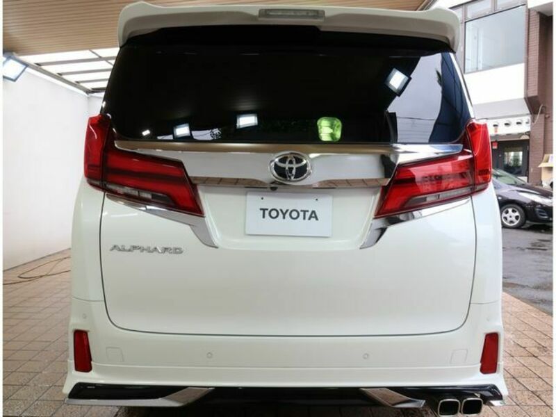 ALPHARD-9