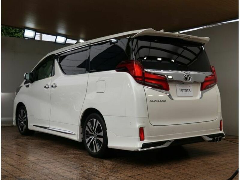 ALPHARD-23