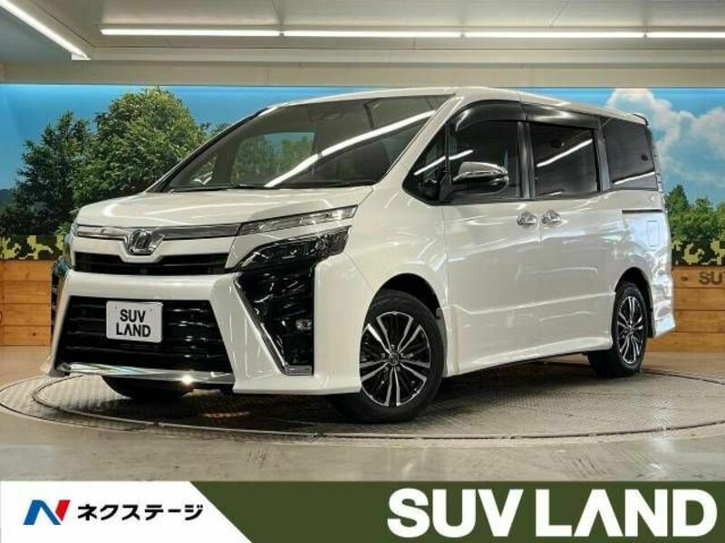 TOYOTA　VOXY