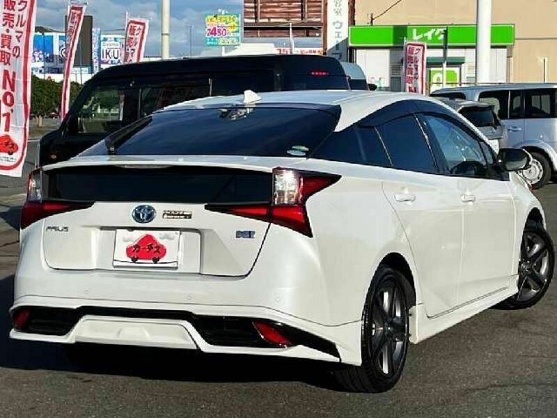 PRIUS-2