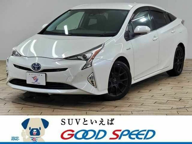 TOYOTA　PRIUS