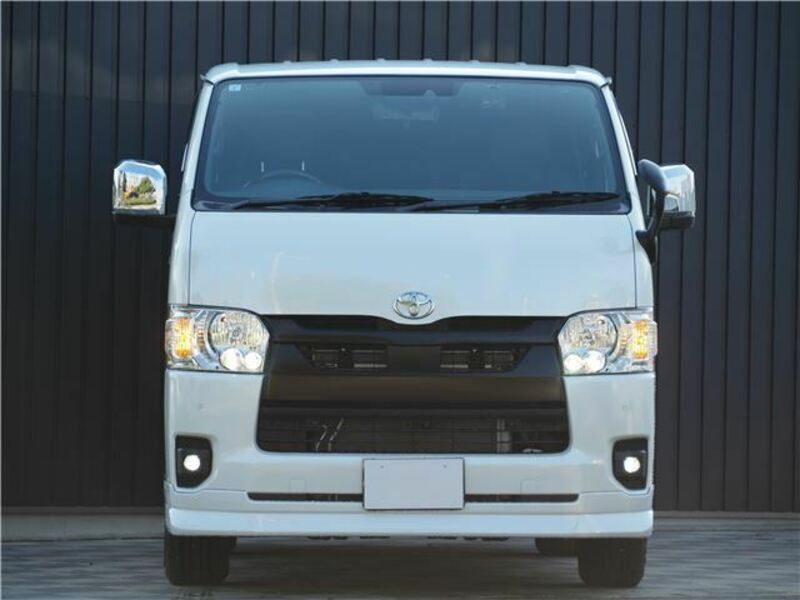 HIACE VAN-12