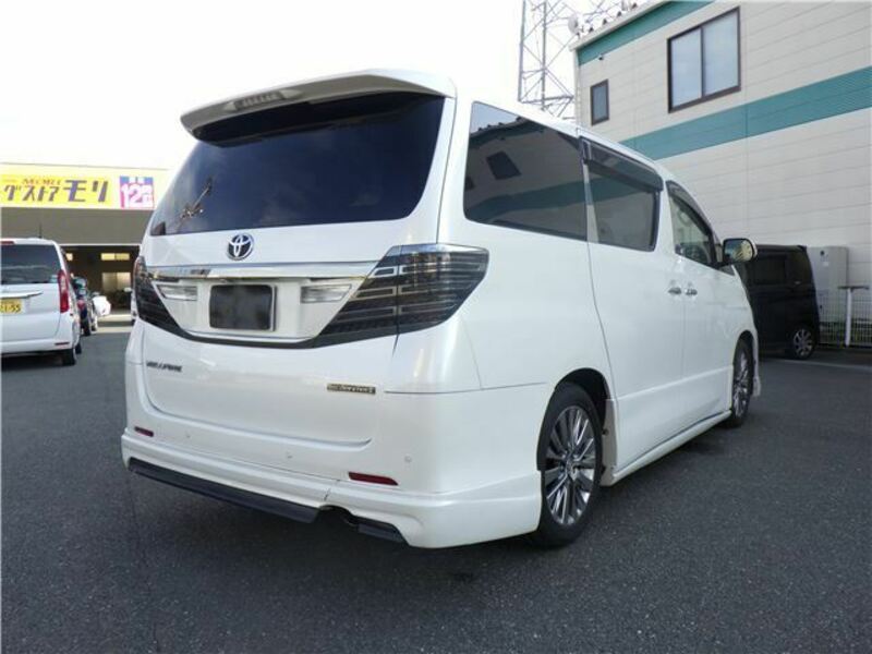 VELLFIRE-3