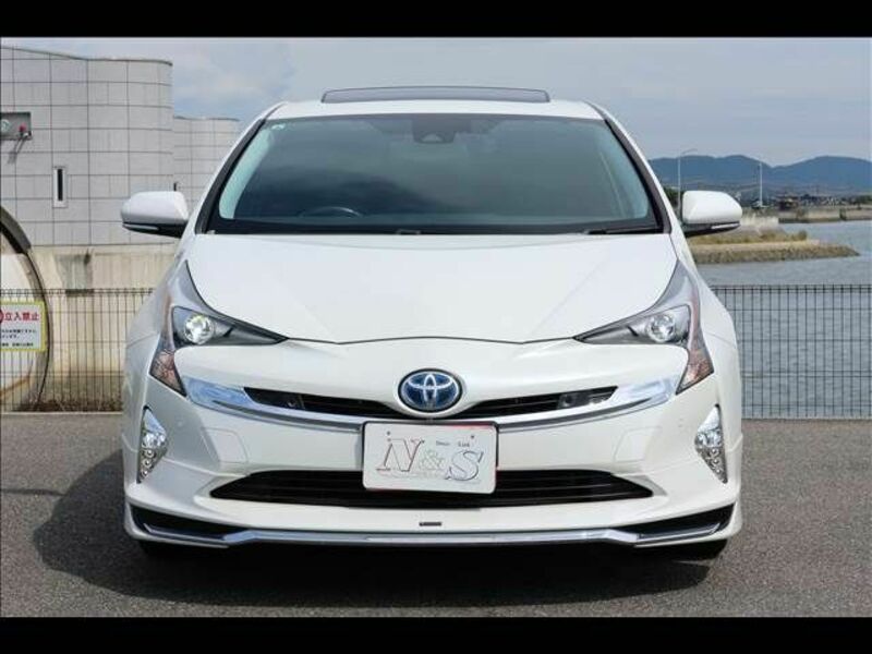 PRIUS-1