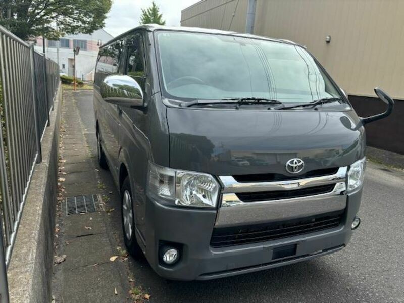 HIACE VAN-12