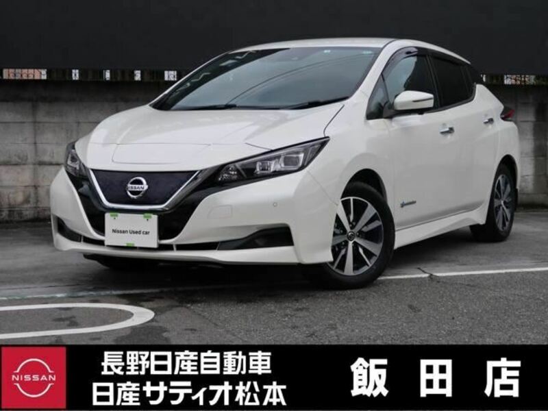 NISSAN　LEAF