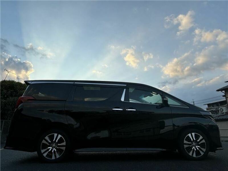 ALPHARD-9