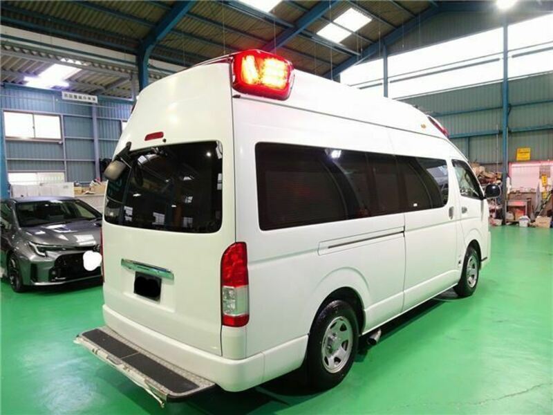 HIACE-4