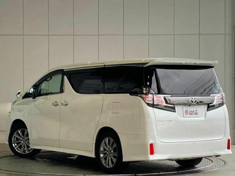 VELLFIRE-25