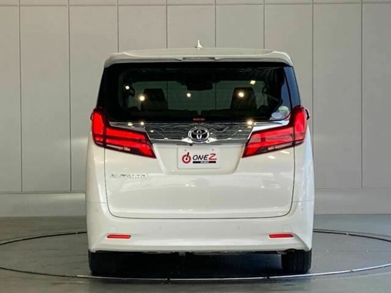 ALPHARD-23