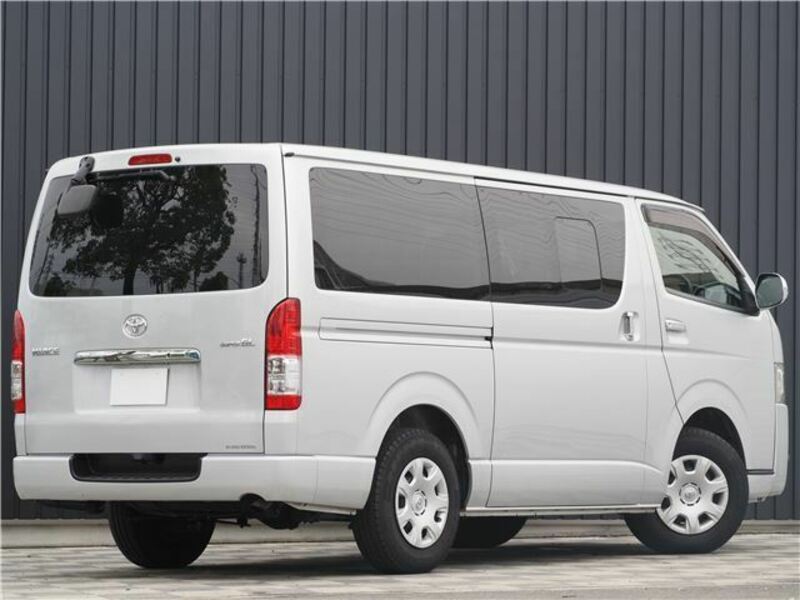 HIACE VAN-8