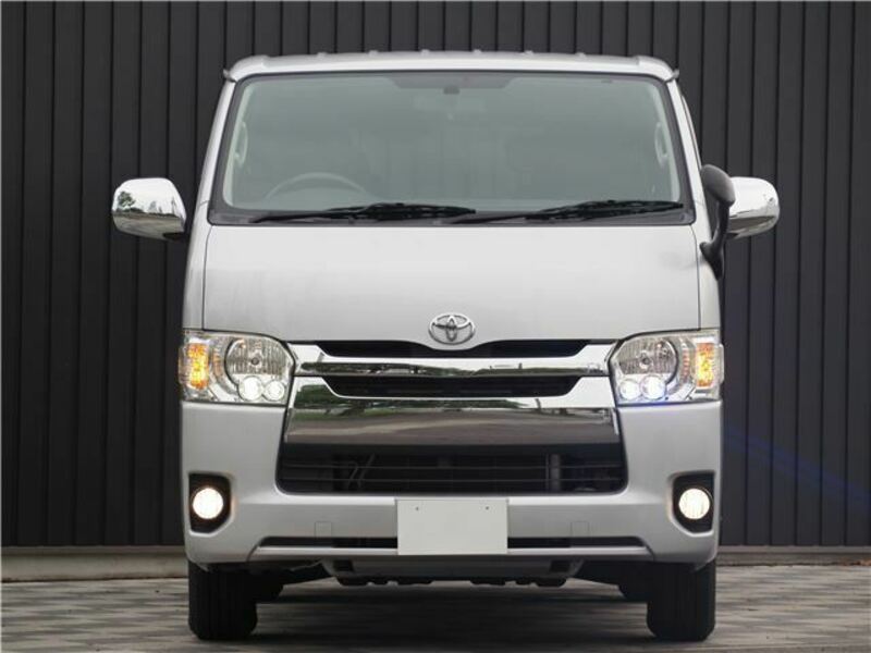 HIACE VAN-9