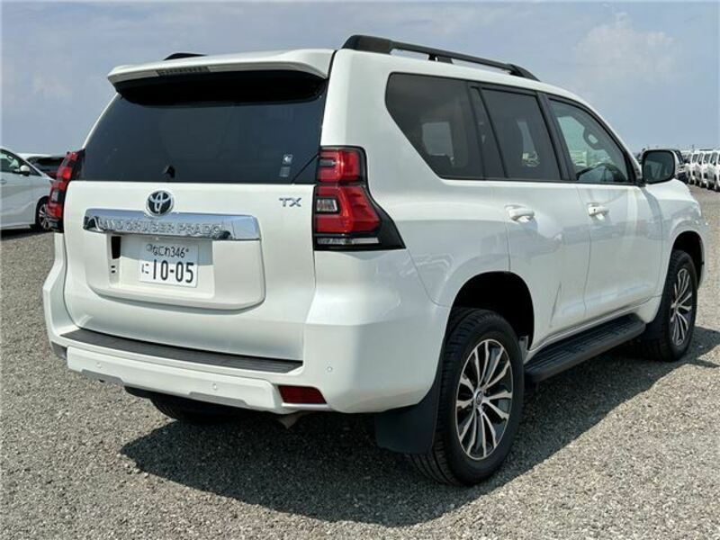 LAND CRUISER PRADO-1