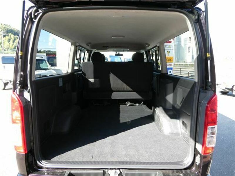 HIACE VAN-3