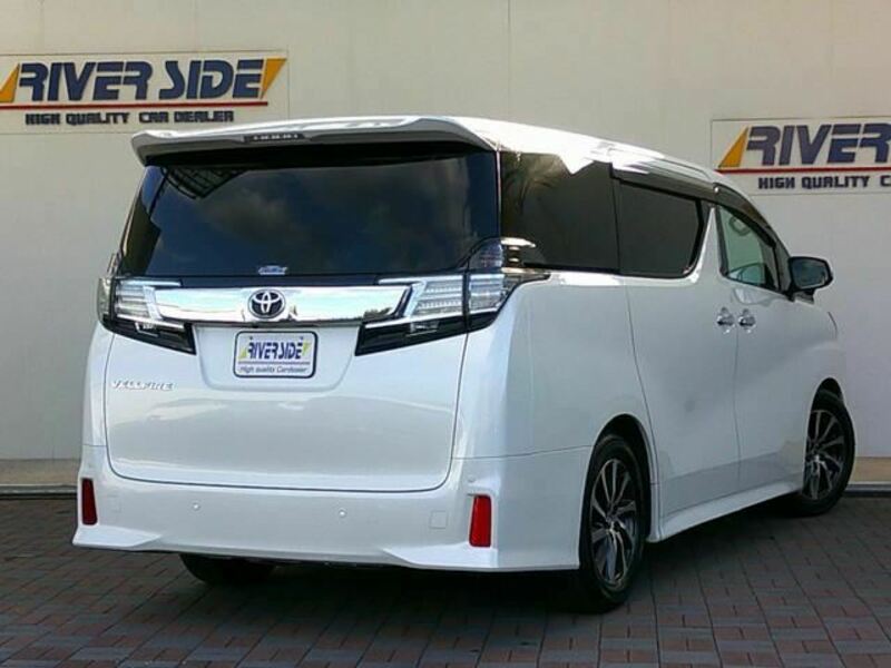 VELLFIRE-2