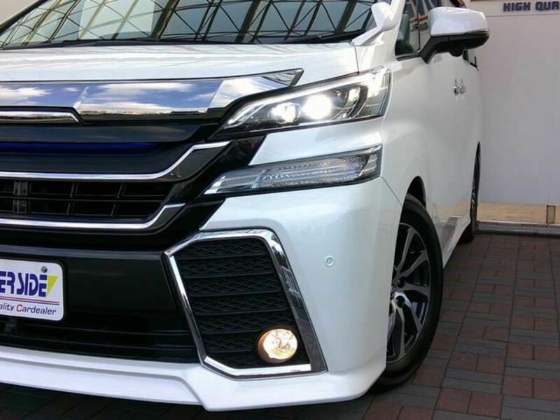 VELLFIRE-14