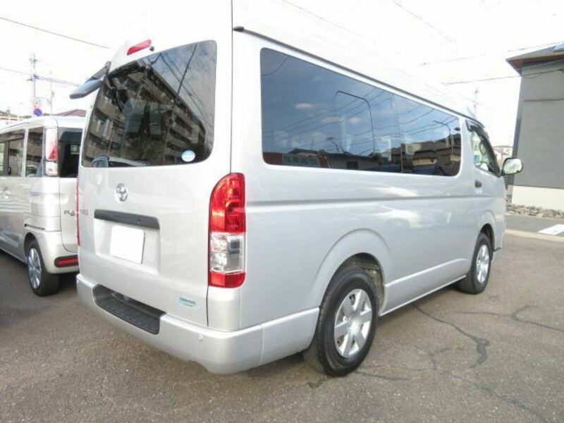 HIACE-31