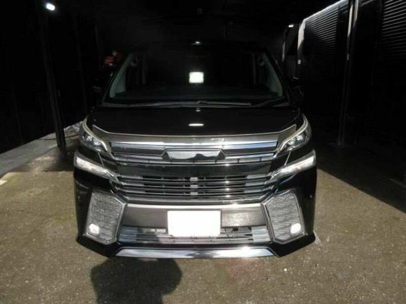 VELLFIRE-14