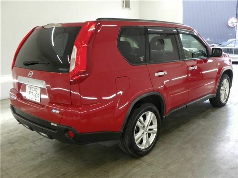 X-TRAIL-4