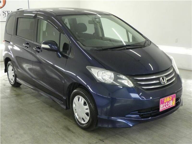 HONDA　FREED