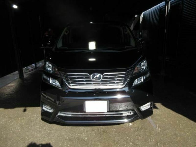 VELLFIRE-14