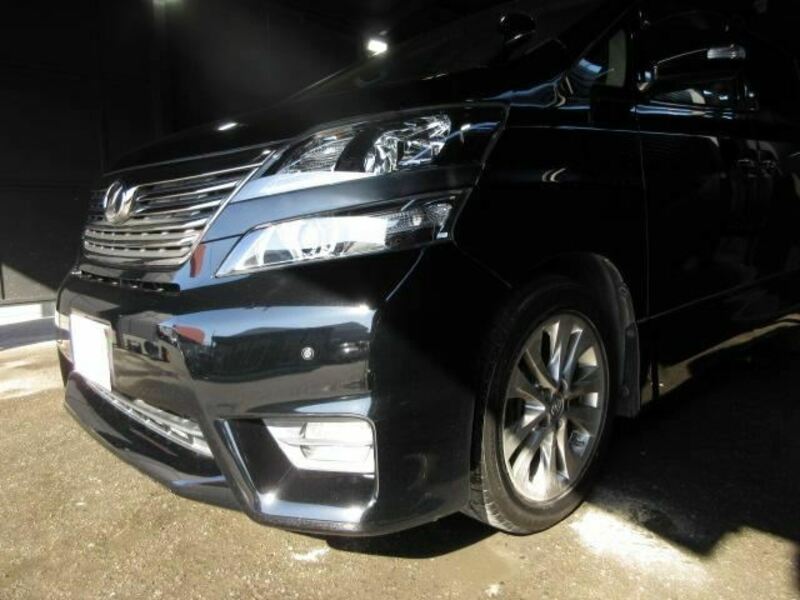 VELLFIRE-37