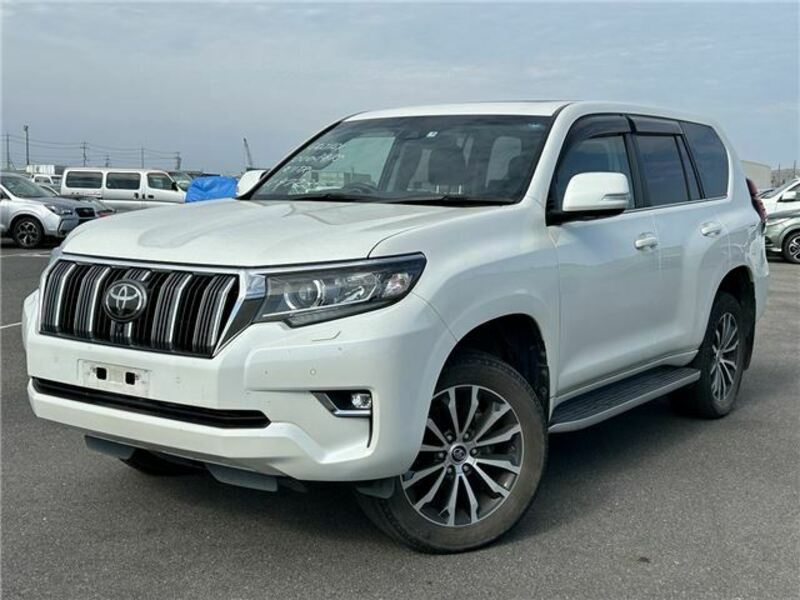 TOYOTA　LAND CRUISER PRADO