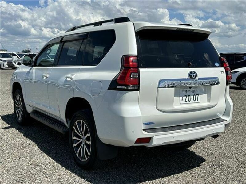 LAND CRUISER PRADO-3