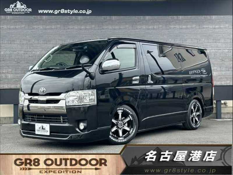 TOYOTA　HIACE VAN