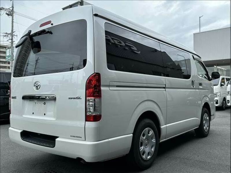 HIACE VAN-14