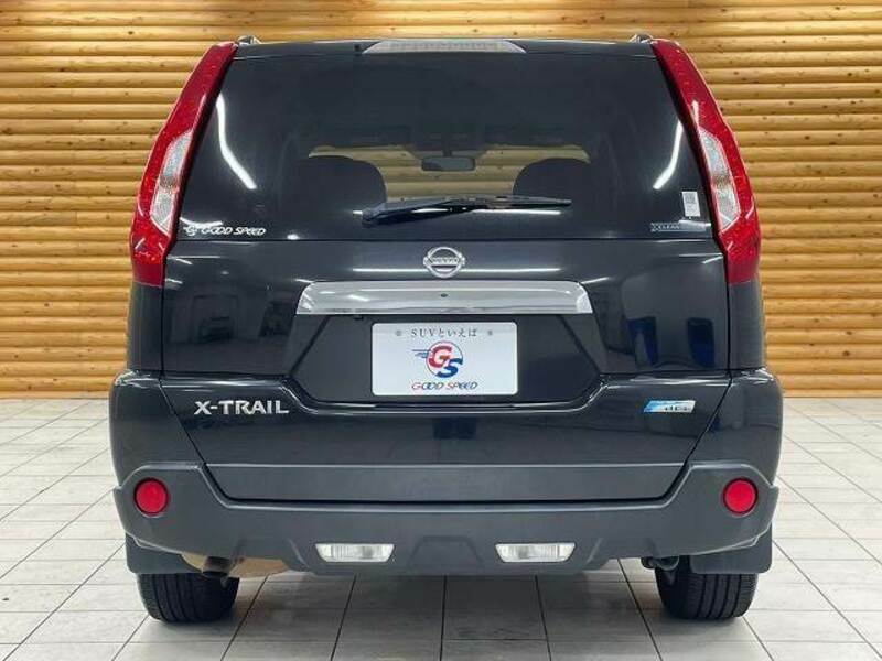 X-TRAIL-18