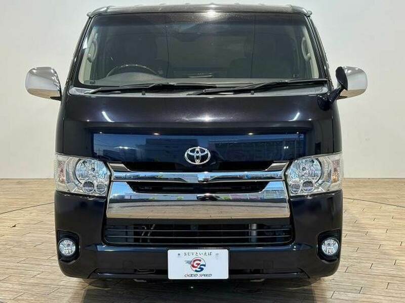 HIACE VAN-11