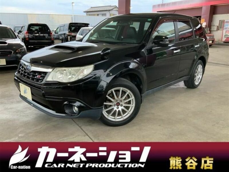 SUBARU　FORESTER