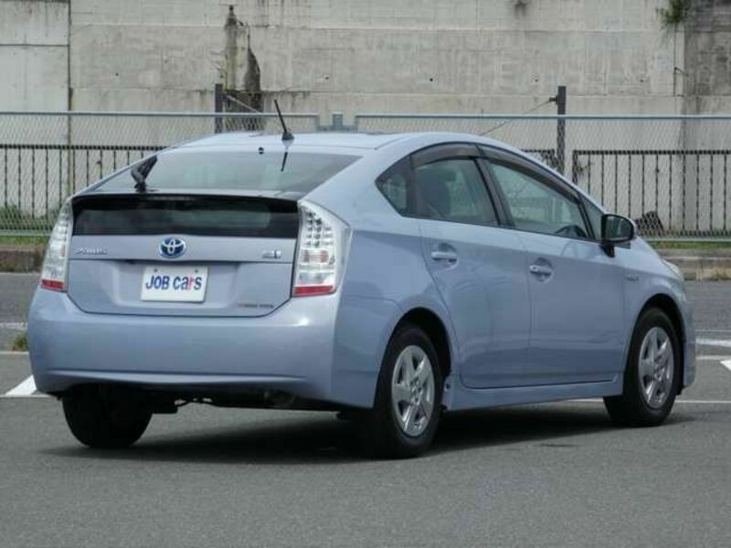 PRIUS-2