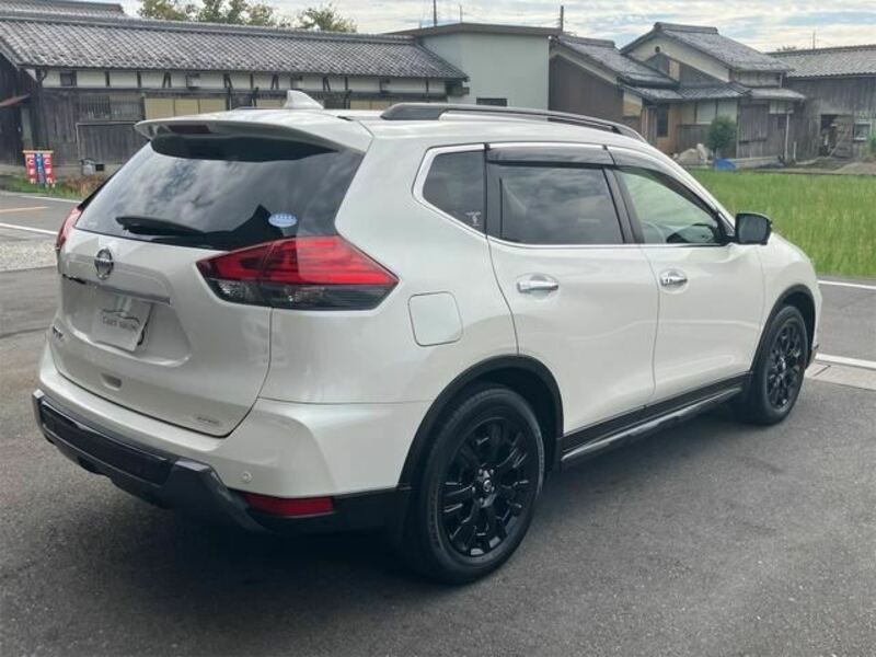 X-TRAIL-4