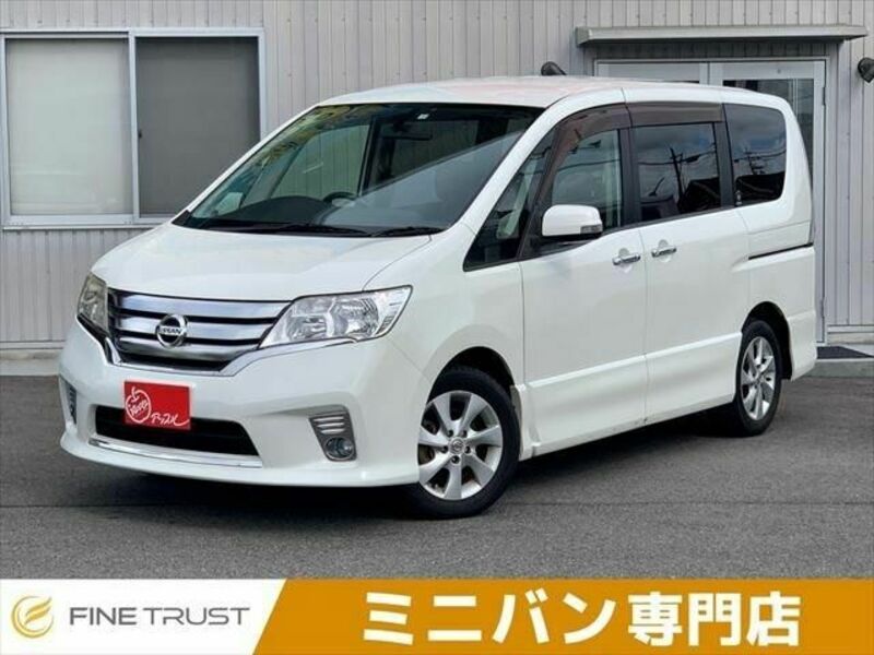 NISSAN　SERENA