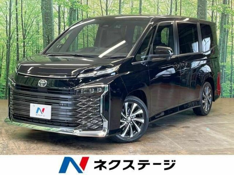 TOYOTA　VOXY