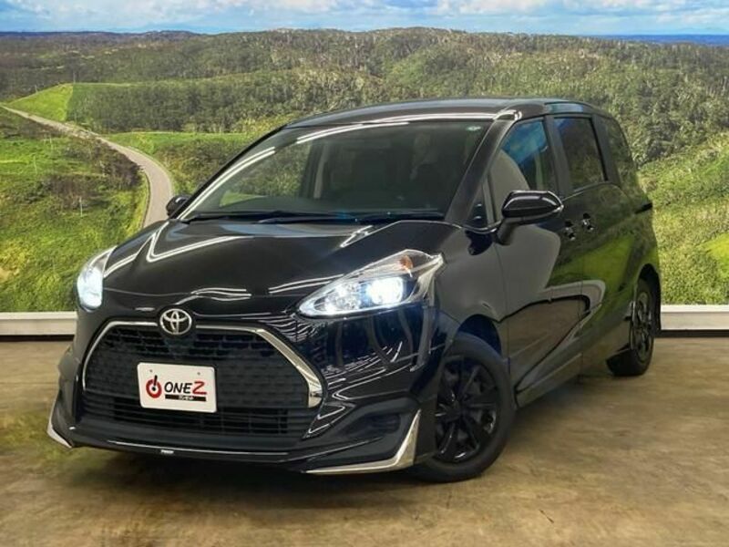 TOYOTA　SIENTA