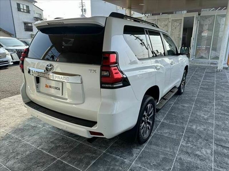 LAND CRUISER PRADO-12