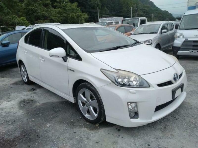 PRIUS-3