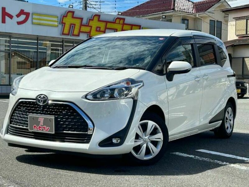 TOYOTA　SIENTA