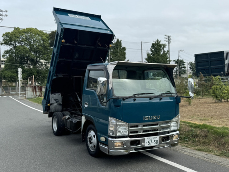 ISUZU　ELF